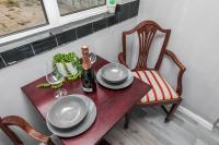 The Victorian House Escape, Free Private Parking & Wifi, 7 beds - B&B Colchester