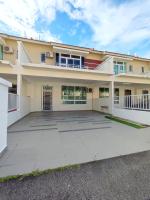 Spacious Family House at Desaru Harmonia 2 - B&B