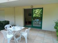 Charmant studio avec terrasse et parking, proche plage et port - FR-1-551-25 - B&B
