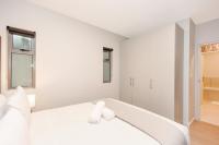 2 bedroom 2 bathroom