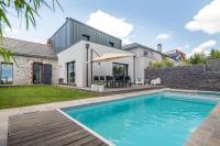 B&B Nantes - Belle maison familiale et contemporaine avec piscine - Bed and Breakfast Nantes