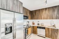 Apartment mit 2 Schlafzimmern und Extrazimmer – in Wynwood