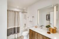 Apartment mit 2 Schlafzimmern und Extrazimmer – in Wynwood