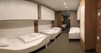 Family Room (5 Adults)
