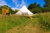 Walltree House Glamping - B&B Brackley