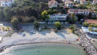 Kamari Apartments seafront - Ferienwohnung Kalamata