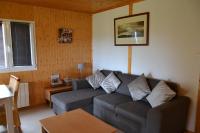 Beautiful lake view 3 bedroom chalet. - B&B Saint-Manvieu-Bocage