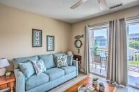 B&B Myrtle Beach - Sunny N Myrtle Beach Condo with Community Pool! - Bed and Breakfast Myrtle Beach