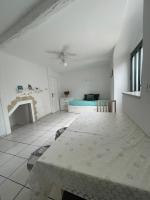 Stone House Apartman - Bed and Breakfast Punat