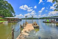 Lakefront Eatonton Getaway with Dock and Grill! - Chambres d’hôtes Resseaus Crossroads