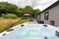 B&B Lifton - Blossom Lodge, 1 Roadford Lake Lodges - Bed and Breakfast Lifton