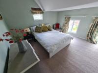 The Old Church House top floor in private house central Frome - Chambres d'hôtes Frome