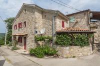 B&B Motovun - Apartments with a parking space Motovun - Brkac, Central Istria - Sredisnja Istra - 19835 - Bed and Breakfast Motovun