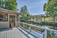 Peaceful Satsuma Escape with Dunns Creek Access - B&B
