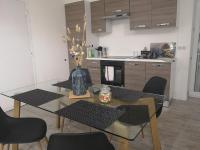 T3 avec salle de bain privative par chambre - B&B Agen