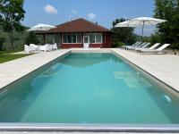 B&B Mango - Pool Villa with view on the Langhe hills - Bed and Breakfast Mango