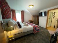 Economy Double or Twin Room
