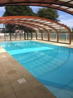 Beautiful lake view 3 bedroom chalet. - B&B