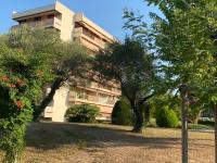 Appartement Juan-Les-Pins, 4 pieces, 80m2, Residence Luxe Piscine Tennis - Chambres d’hôtes Antibes