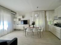 Stunning Apartment 300mt by the sea Forte dei Marmi - Bed and Breakfast Forte dei Marmi