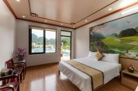 Double or Twin Room with Mountain View