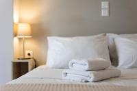 Suite with Private Balcony & Acropolis View