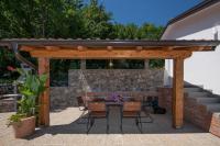 Villa Kruno, with the pool and spectacular sea view - Chambres d'hôtes Opatija