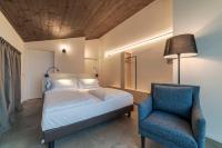 Deluxe Double Room with Mountain View