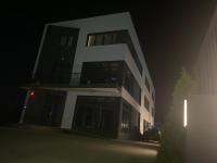 EM05- Studio Premium - B&B