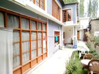 Julay Guest House - B&B