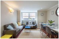Wells City Centre, Quiet Mews House, sleeps 6 - B&B Wells