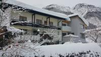Haus Walch - Bed and Breakfast Pettneu