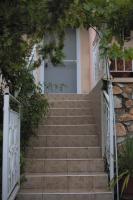 Countryside Cottage with Garden & Lake View - B&B Peraía