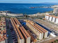 Luminoso y bonito apartamento con piscina en frente del mar - Chambres d'hôtes Los Cristianos