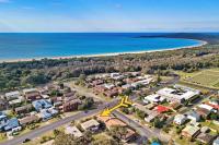 Ocean Breeze 8 - B&B South West Rocks