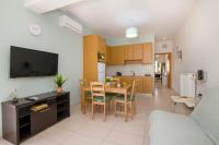 Peris House Souda - Bed and Breakfast Soúda