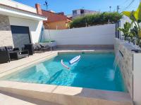 Villamolinos, villa con piscina privada. - B&B