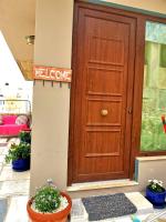 Seaside mountain view Golden Mar villa - Chambres d’hôtes Paránimfoi