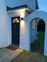 Riverwalk Apartment One - B&B
