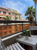 Idéalement situé, vue mer & Parking privée gratuit - B&B