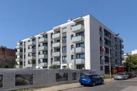 Owsiana 9 - Modern Designed Apartment with Balcony by Noclegi Renters - B&B Varsovia