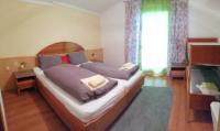 Apartment mit 2 Schlafzimmern und Balkon