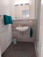 Apartment 2 Unter den Eichen - B&B