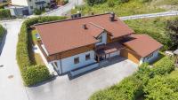 Kaprun Biggest Chalet Helen - 5 Bedrooms, 7 Bathrooms, Air Condition - B&B Kaprun