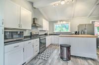 Cozy North Bend Getaway Near Dunes and Ocean! - B&B Lakeside