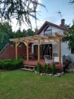 "Pod Świerkami" domek letniskowy Kubuś 2 Wisełka-Domek z kominkiem- 3 sypialnie, salon, kuchnia - B&B Wisełka