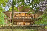Lakefront Hideaway in Scranton Spacious Deck - B&B