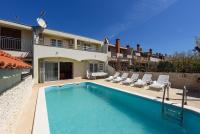 B&B Zadar - Family friendly apartments with a swimming pool Zadar - Diklo, Zadar - 16493 - Bed and Breakfast Zadar