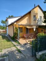 Csalogány Villa Balatonboglár - B&B Balatonboglár