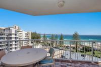 Three-Bedroom Superior Ocean View Apartment